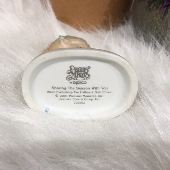 Precious Moments - Sharing the Season with You - Picture 5 of 6